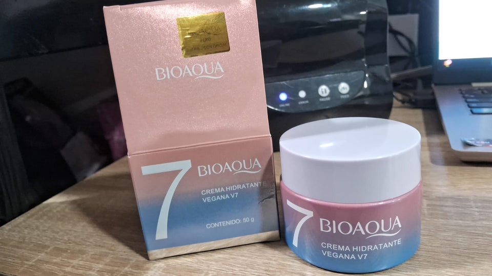 CREMA REVITALIZANTE V7 / ACLARADOR MAGICO VEGANA